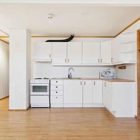 60 Sqm Apartment A - Free Parking! Tromso Bagian luar foto