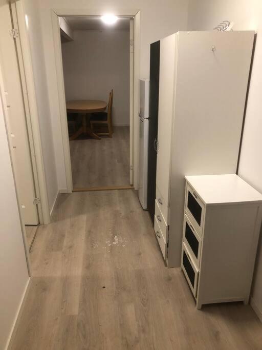 60 Sqm Apartment A - Free Parking! Tromso Bagian luar foto